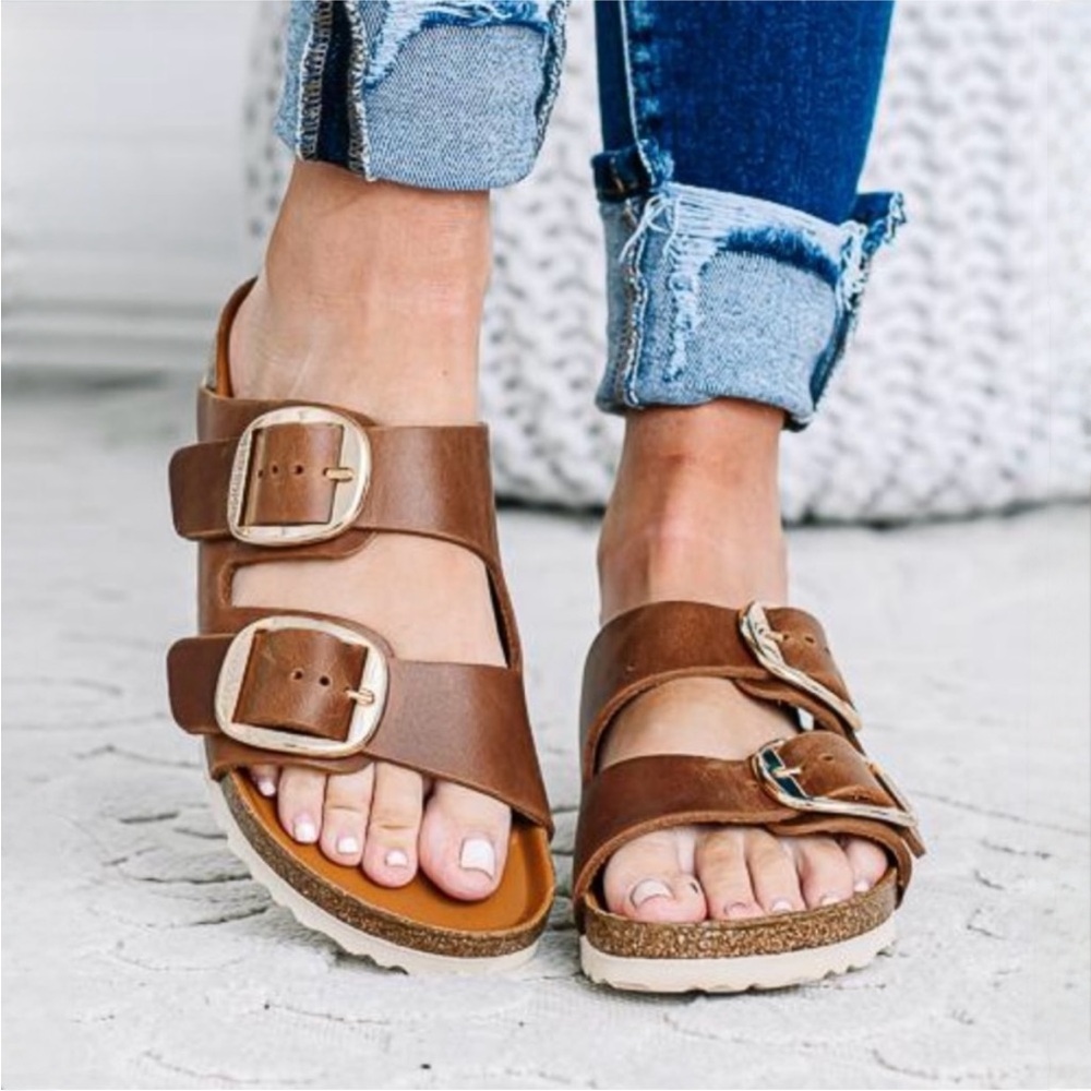 BIRKENSTOCK  Arizona big buckle Cognac by free people EU 39 US 8-8.5 preowned